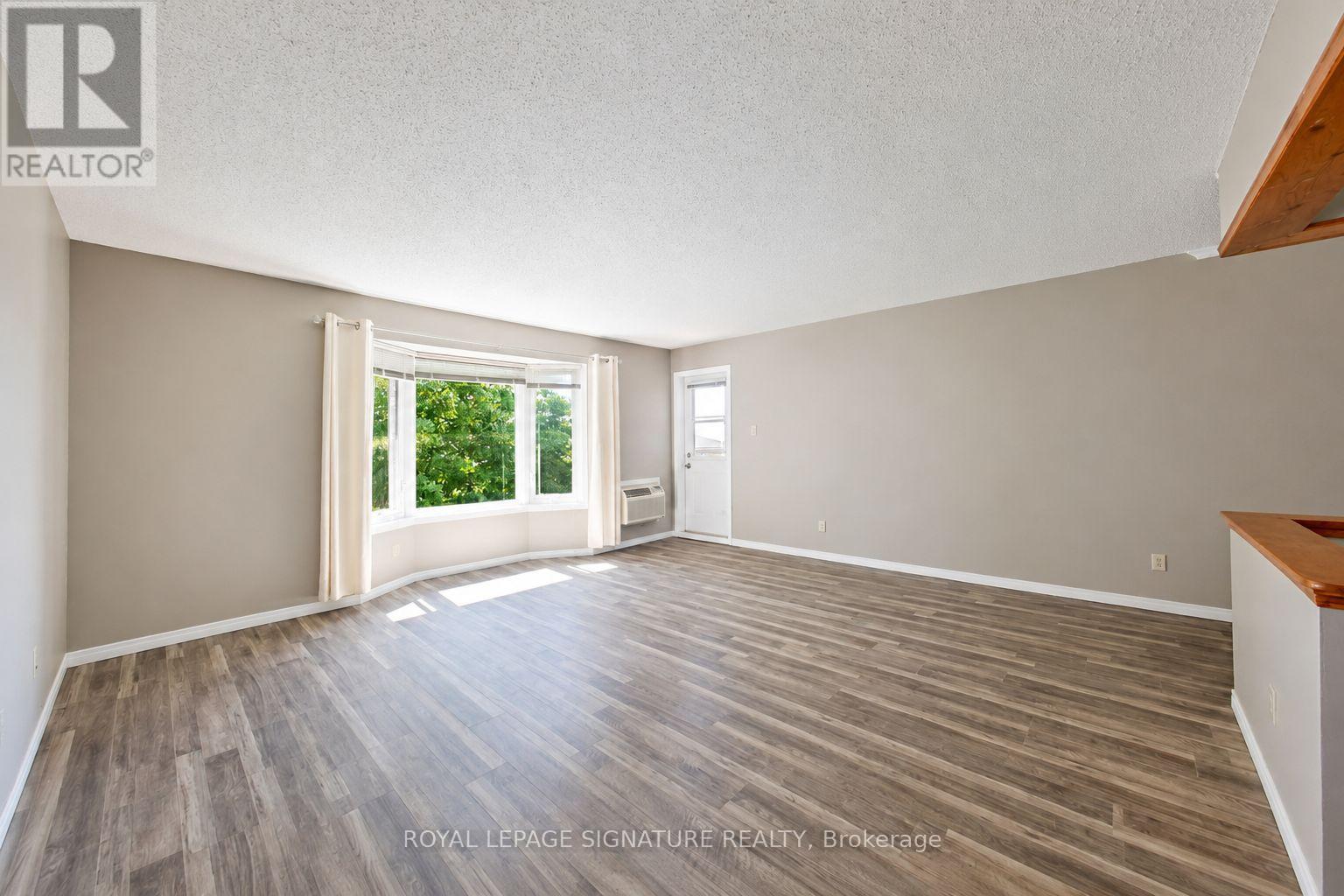 #307 440 DURHAM STREET W - Image 11