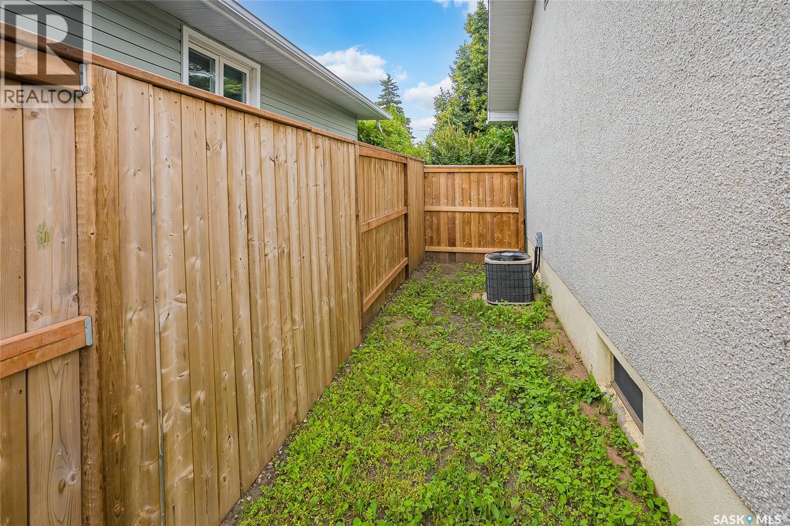 1903 Wilson CRESCENT - 32