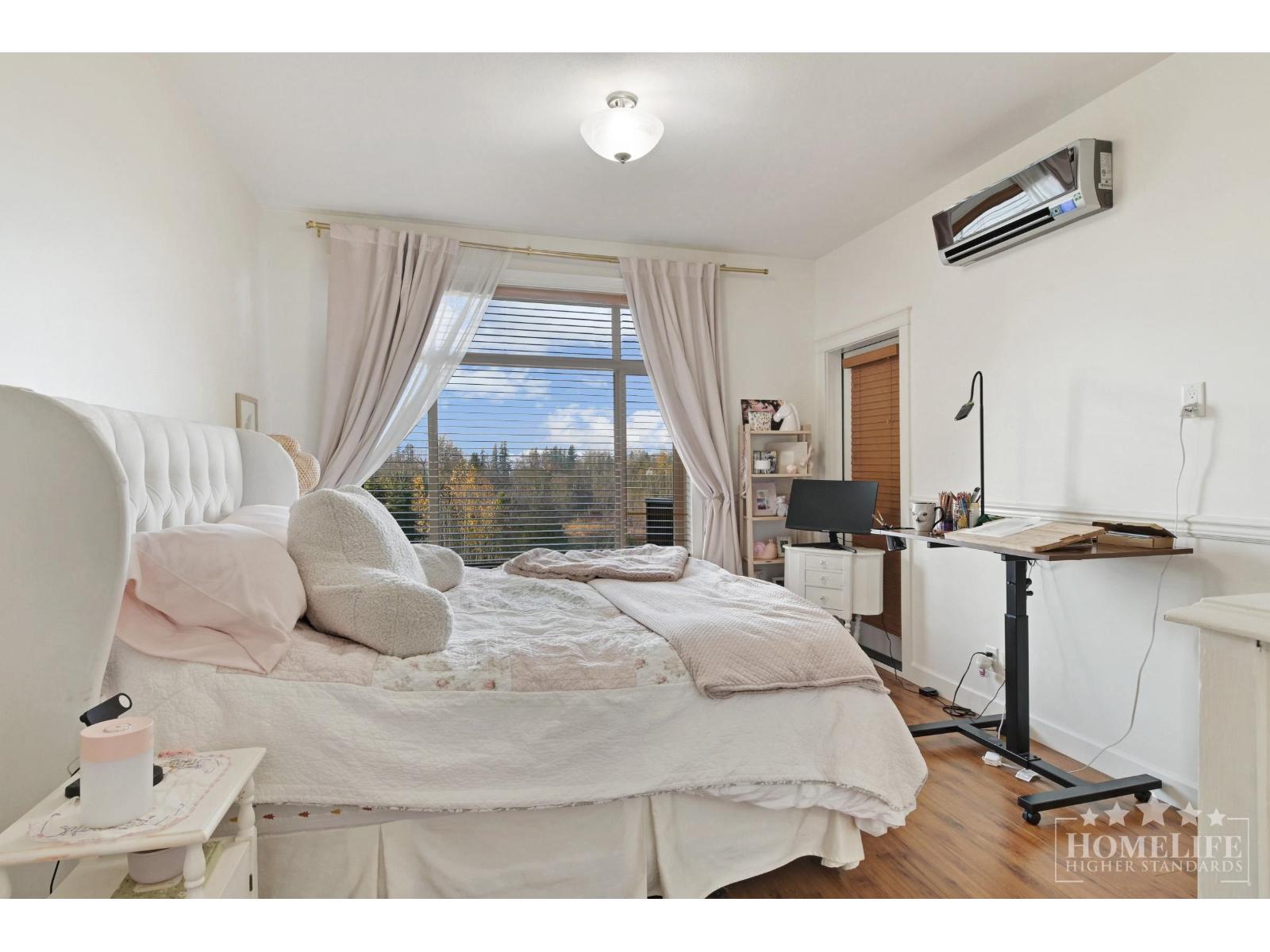 528 8067 207 STREET, Langley