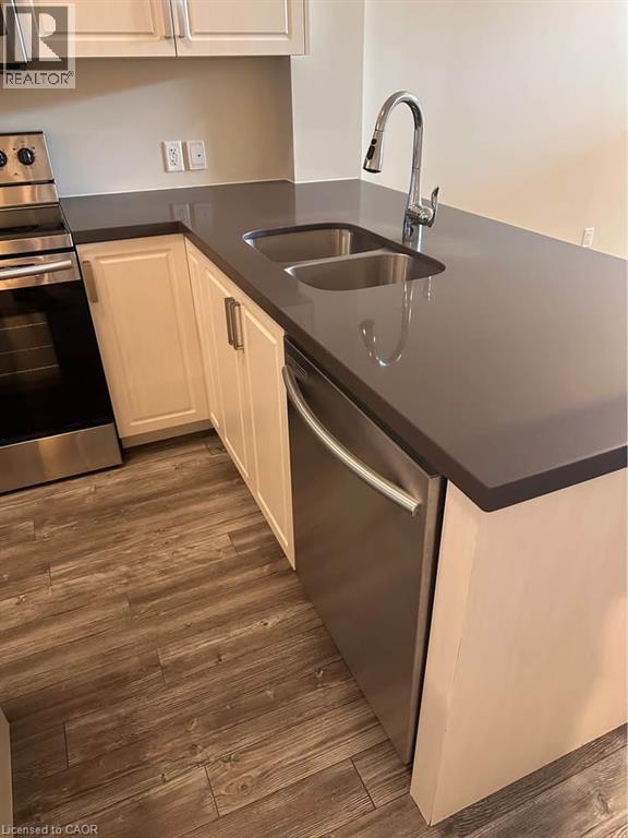 #113 85 MORRELL Street - 7