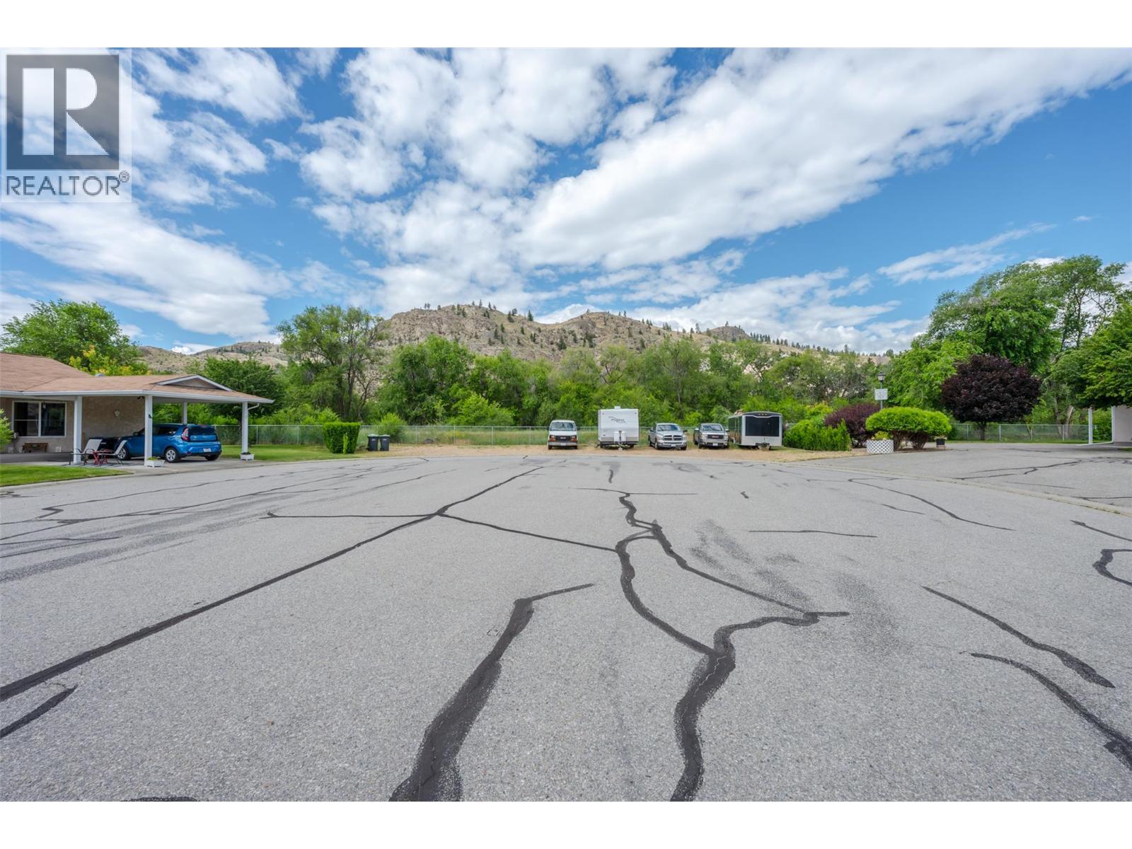 #18 115 REDWING Place - 35