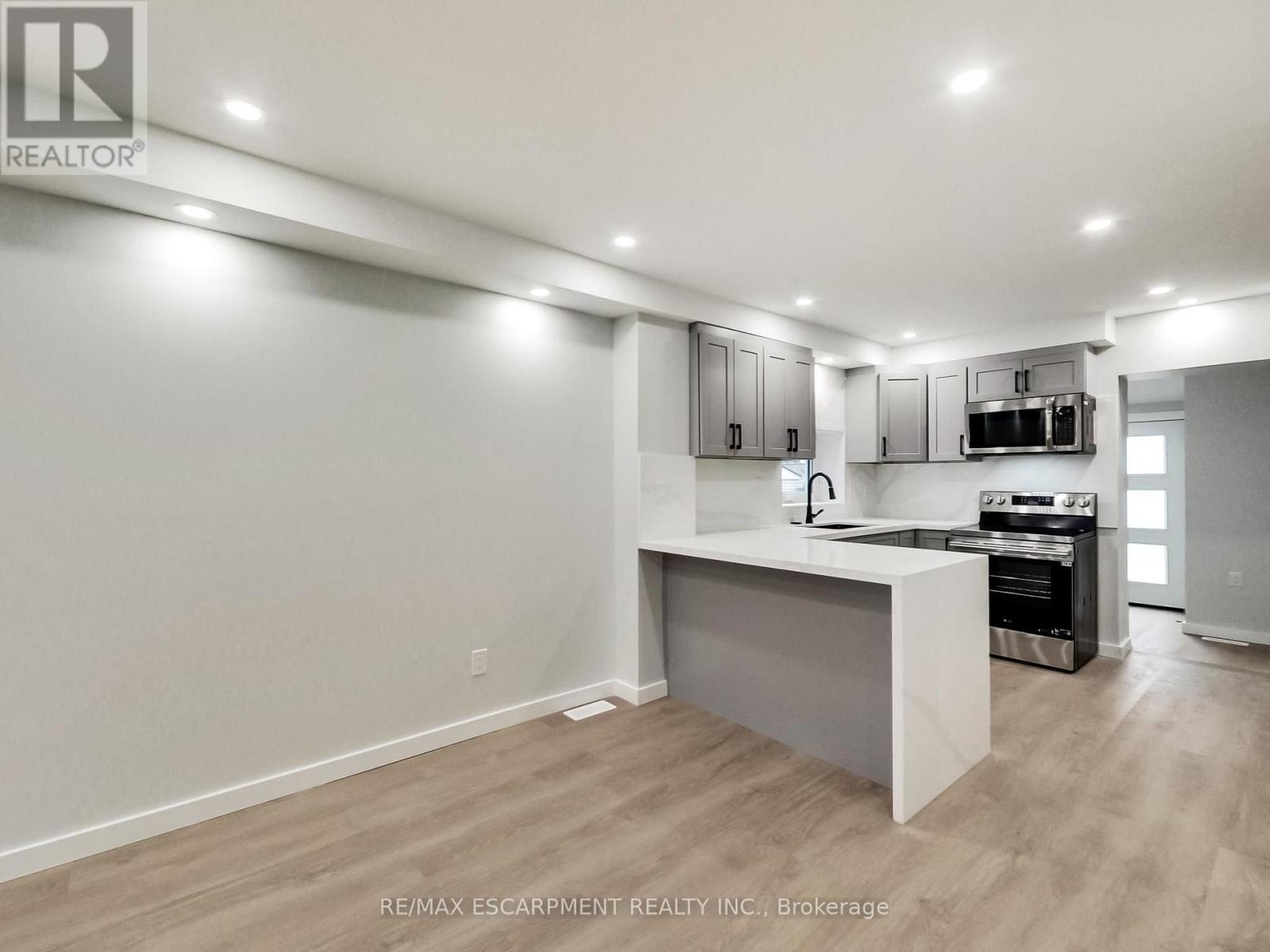 67 COPE STREET - Image 12