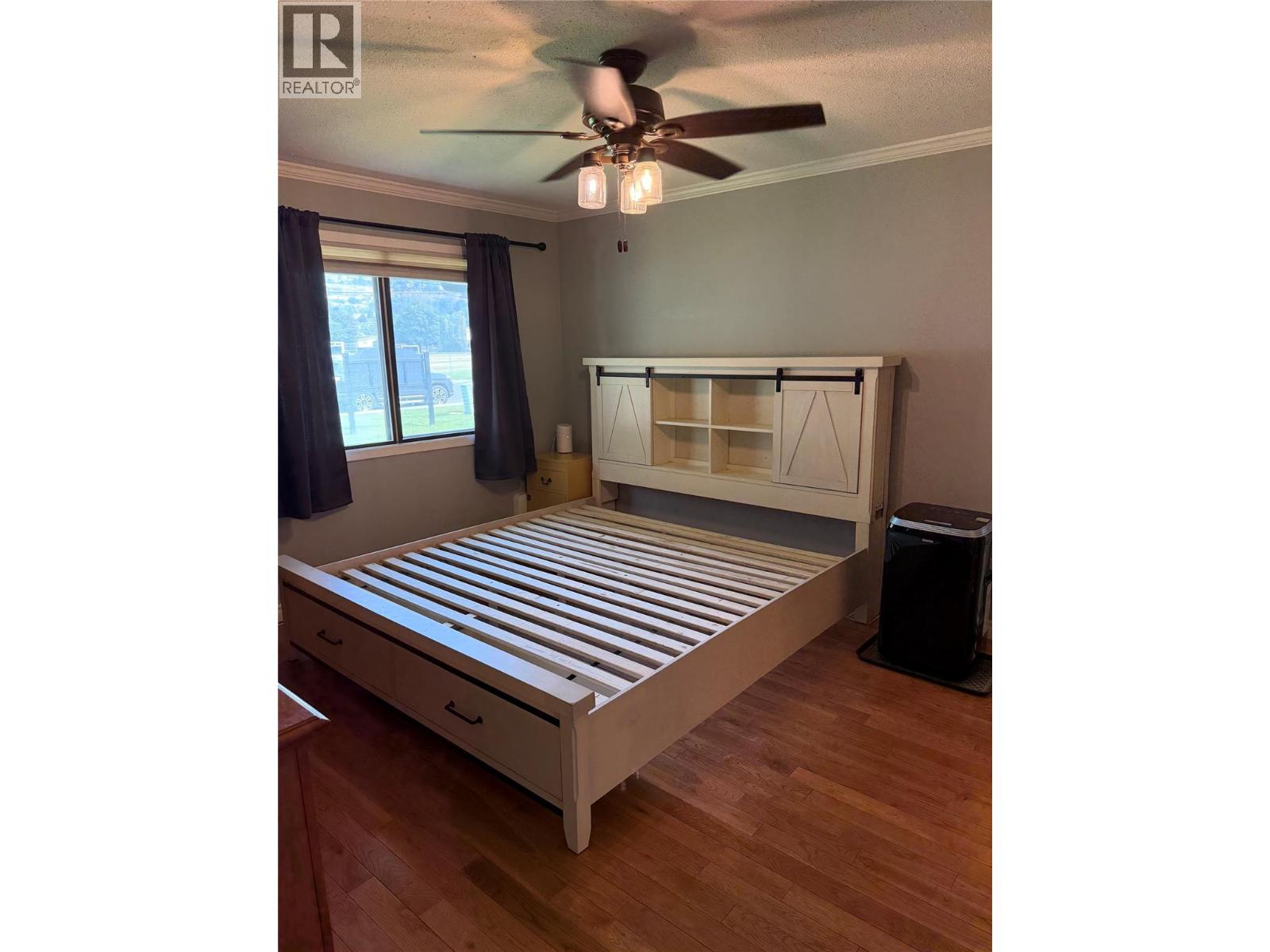 #1 220 Prior Road S - 5
