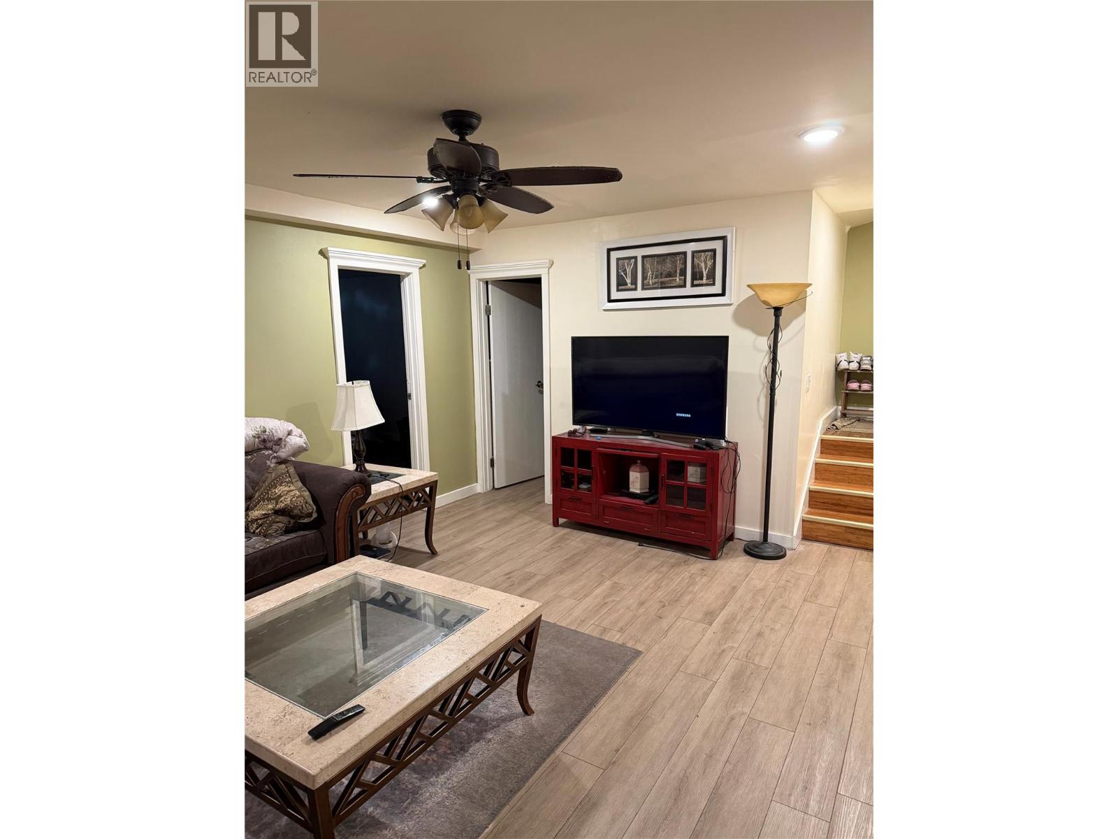 #1 220 Prior Road S - 28