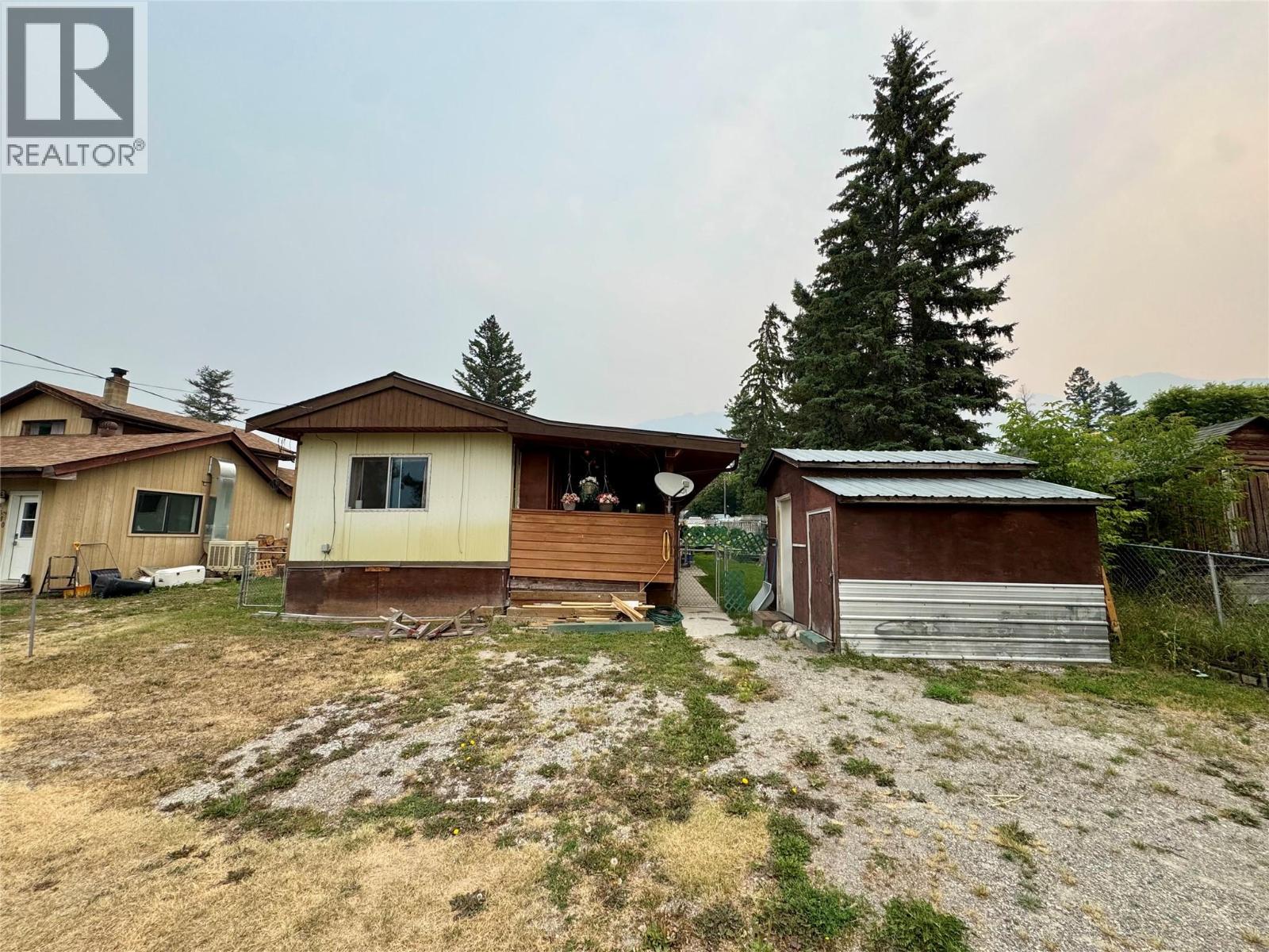 4784 Selkirk Avenue - 23