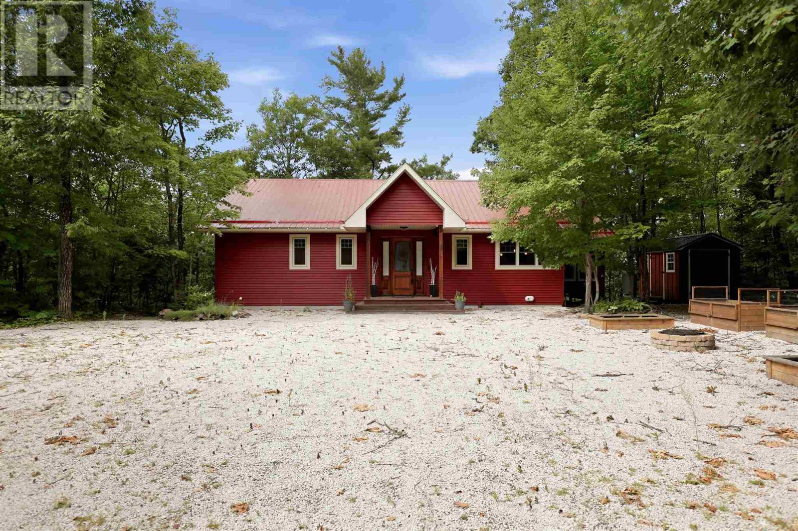 687 Finns Bay RD - 16