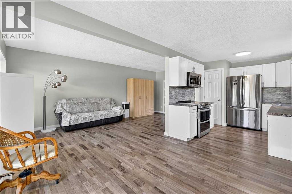 4309 26 Avenue SE - 16