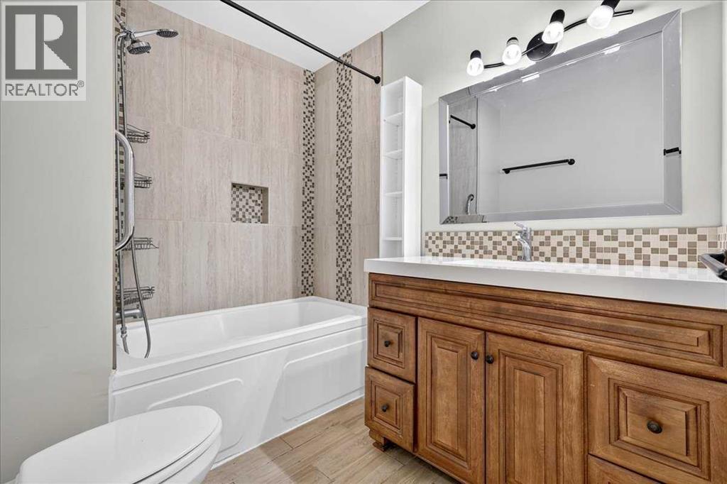 4309 26 Avenue SE - 21