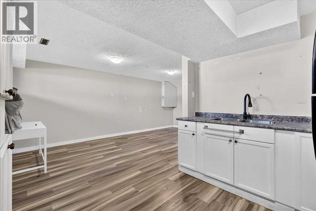4309 26 Avenue SE - 30