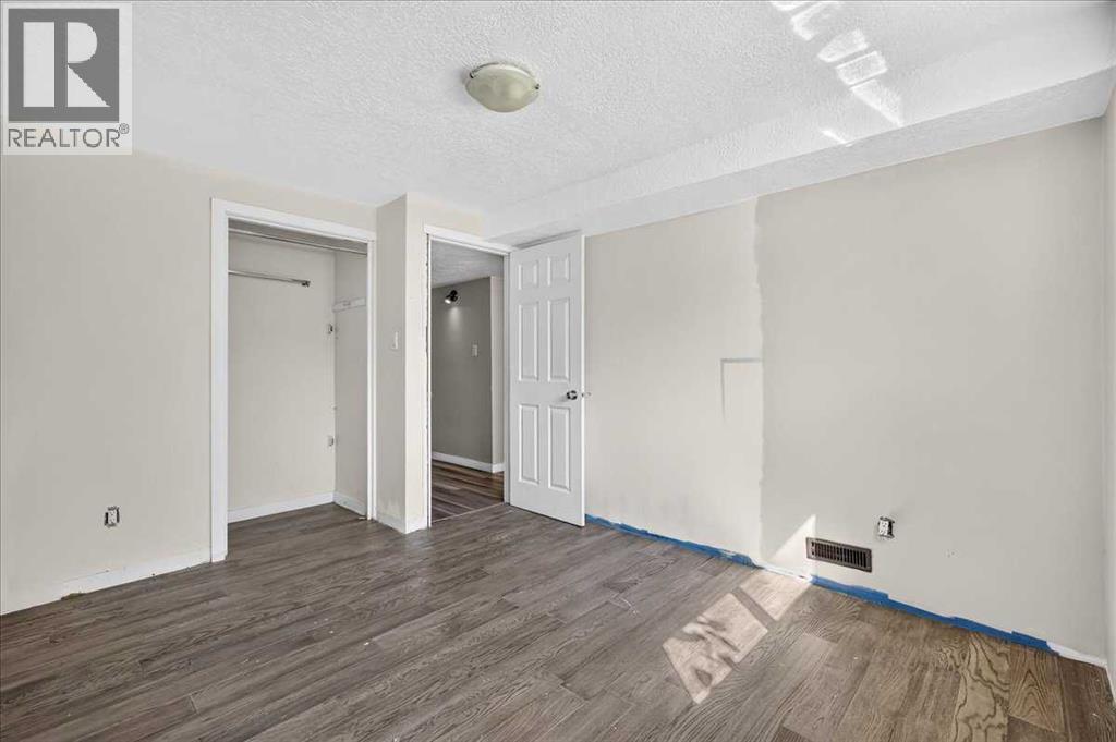 4309 26 Avenue SE - 33