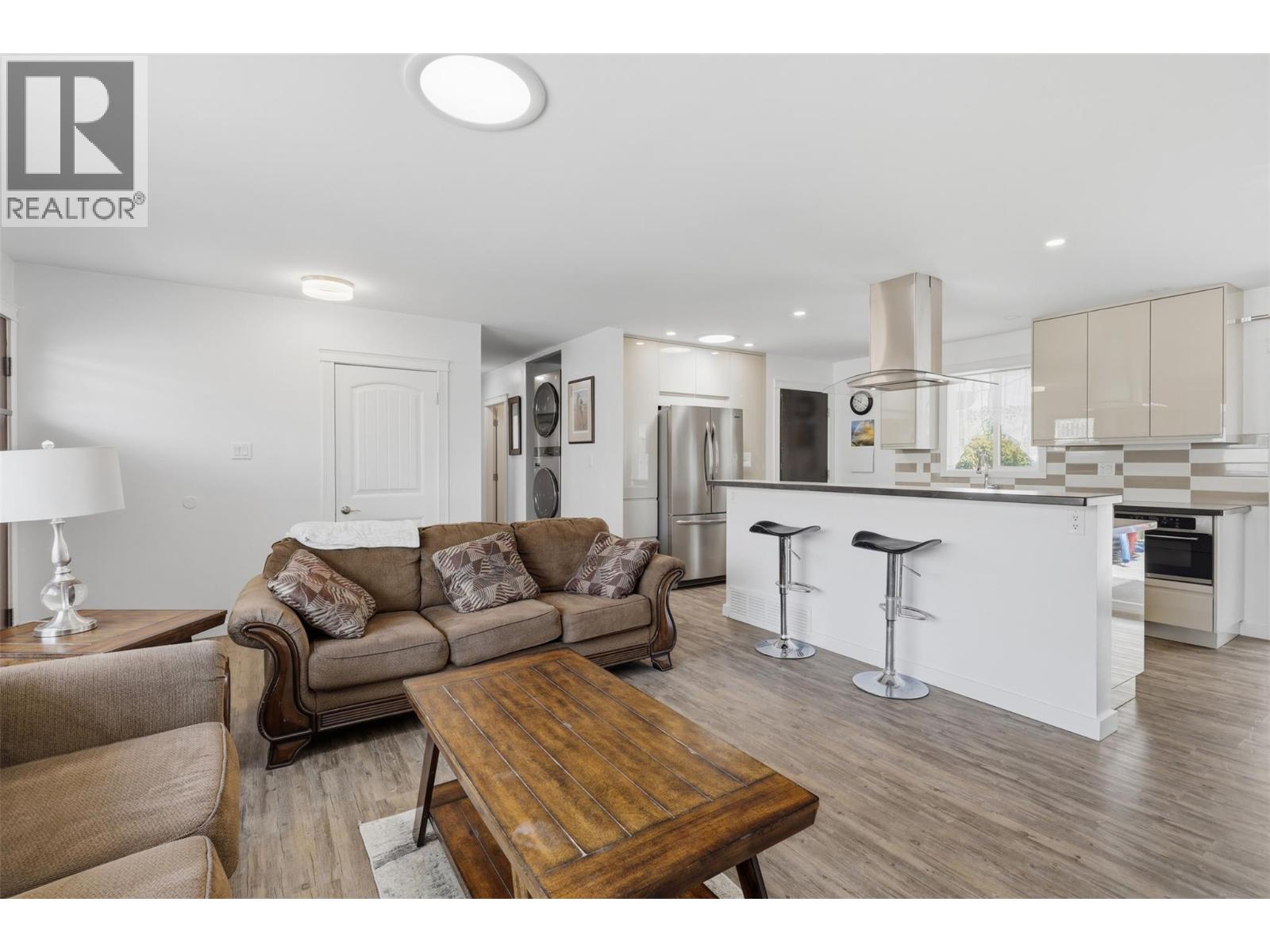 1827 PARKCREST Avenue - 12