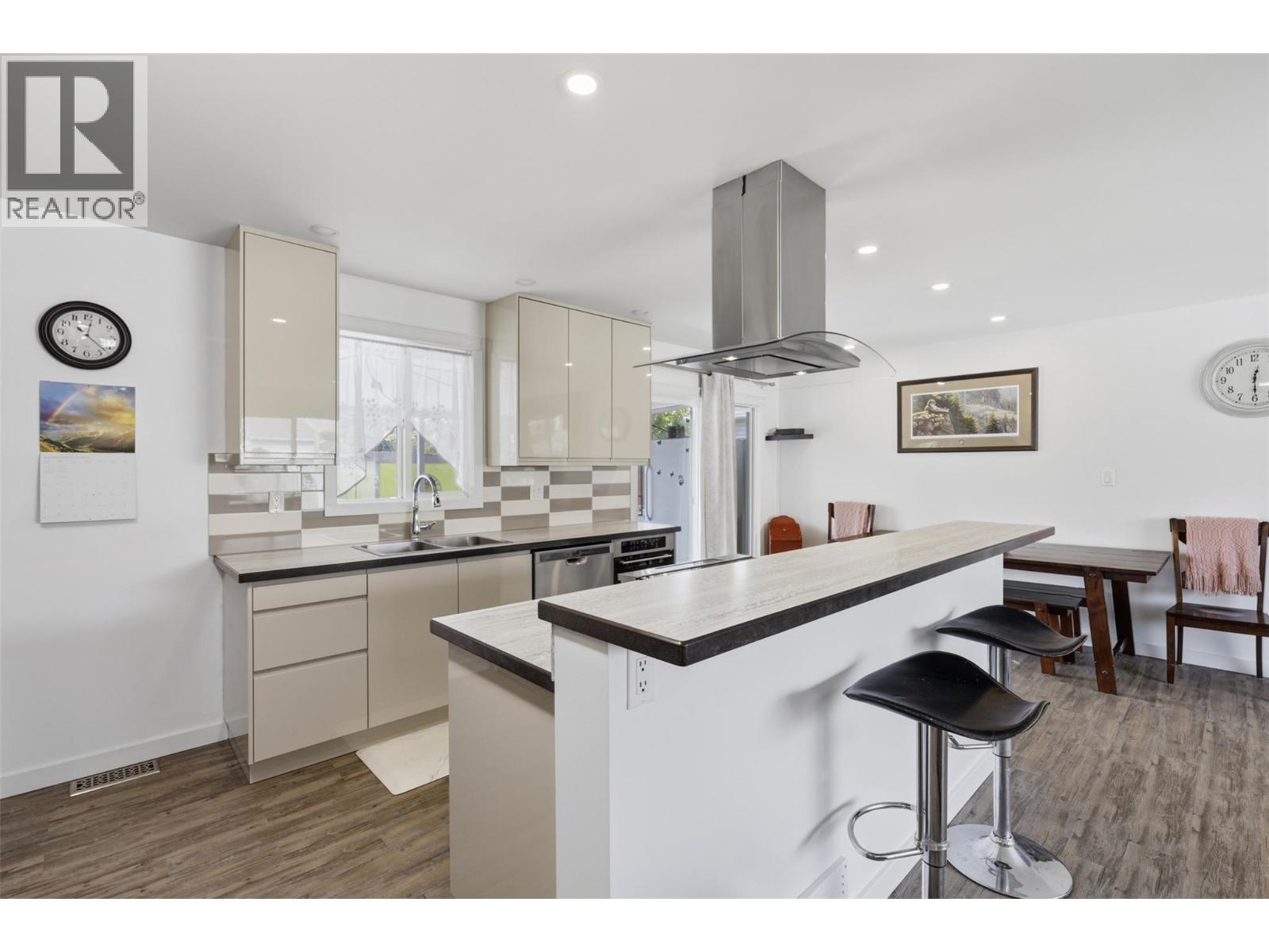 1827 PARKCREST Avenue - Image 16