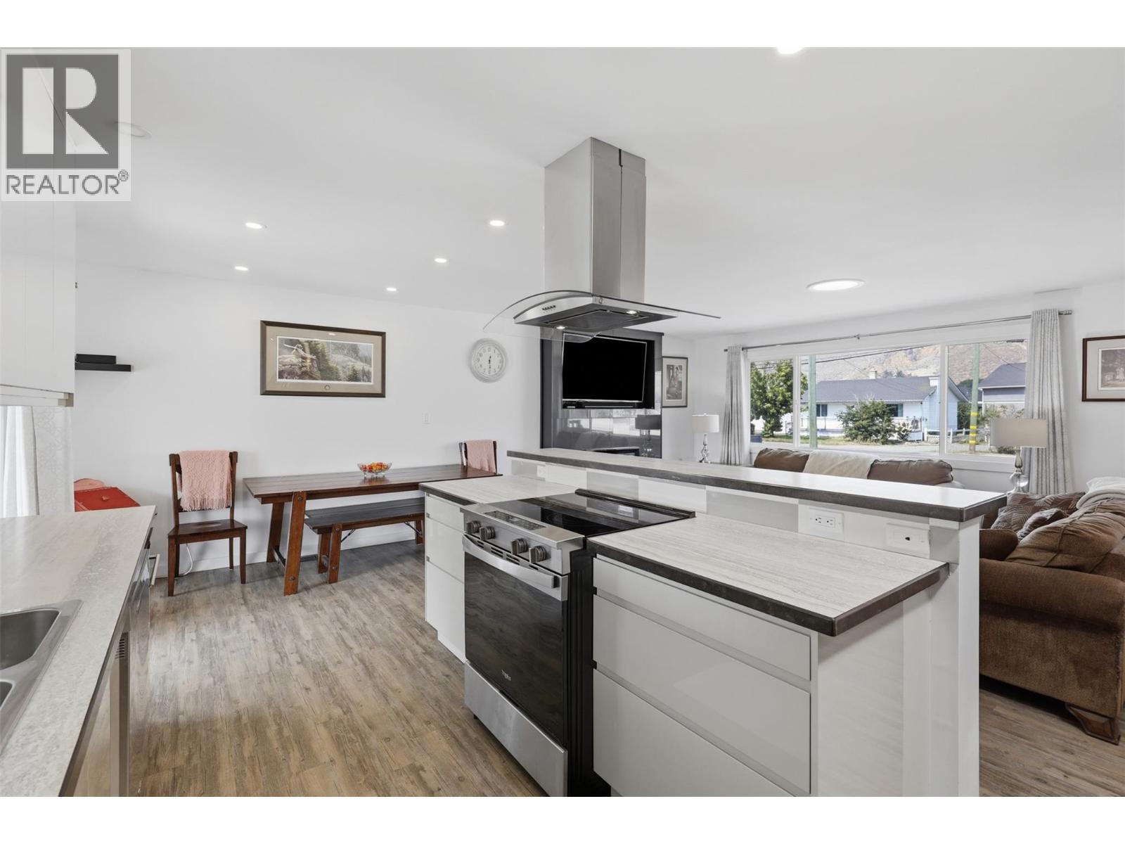 1827 PARKCREST Avenue - Image 17