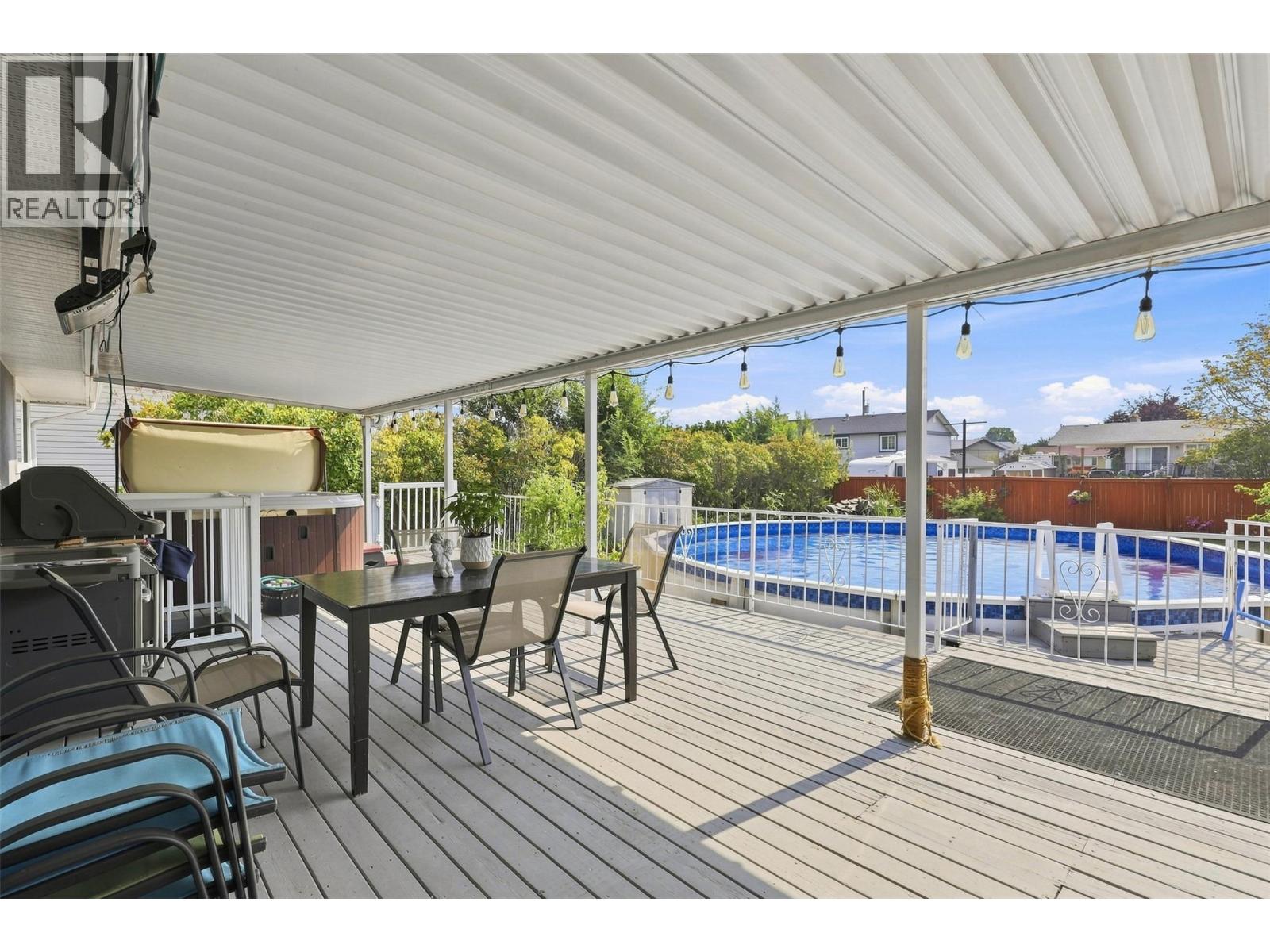 1827 PARKCREST Avenue - 20