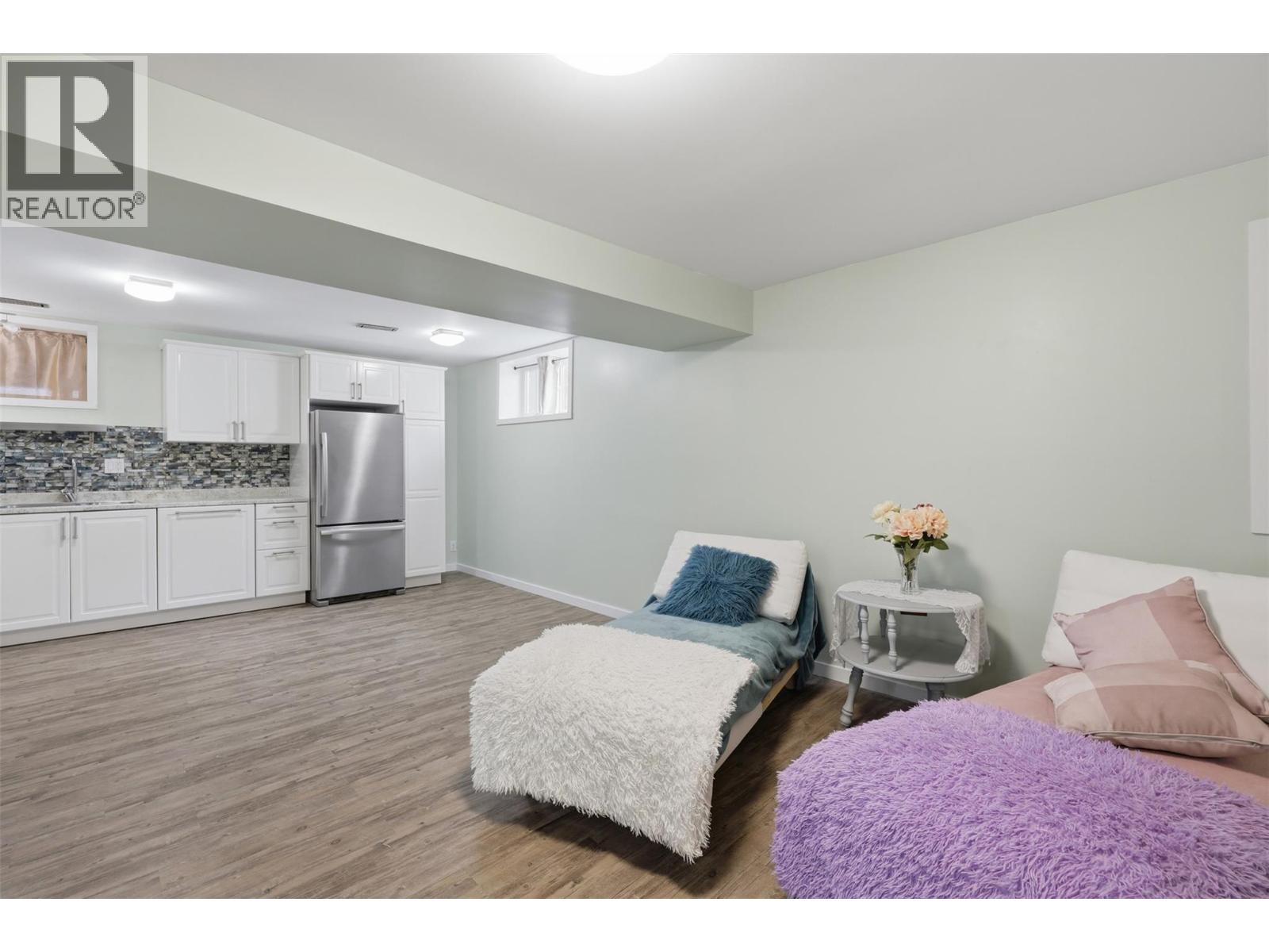 1827 PARKCREST Avenue - 42