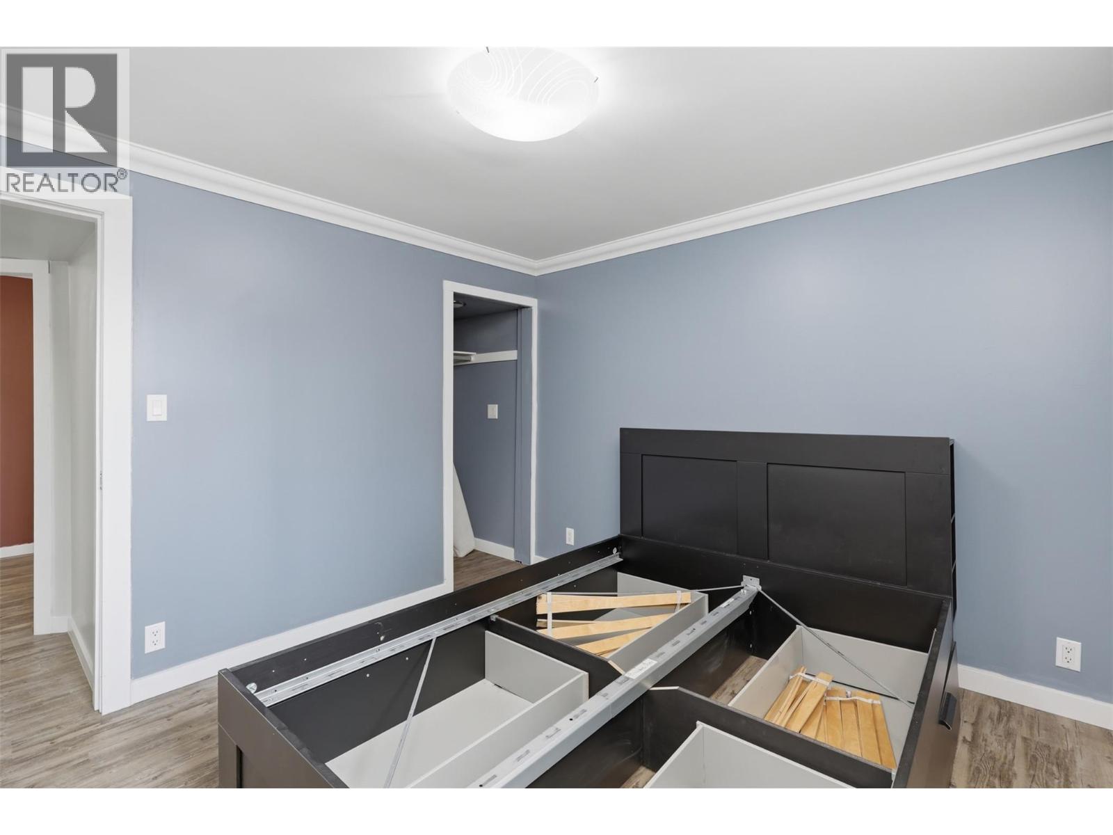 1827 PARKCREST Avenue - Image 50