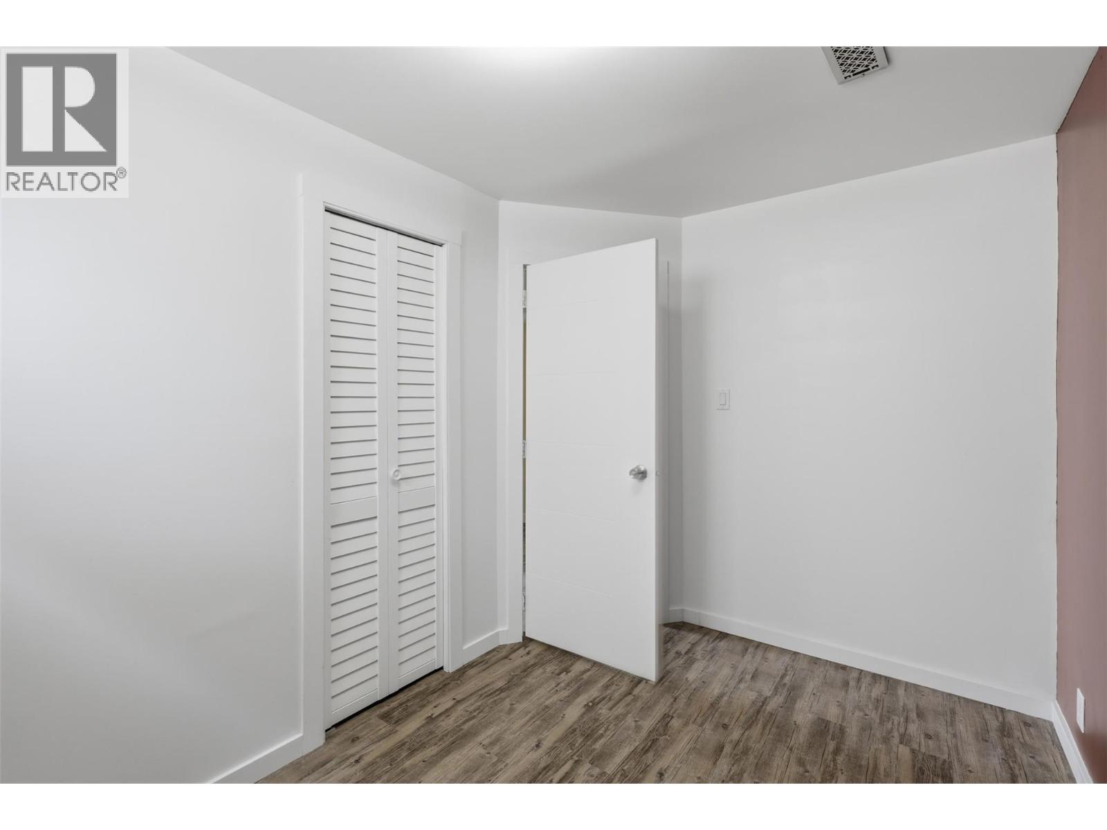 1827 PARKCREST Avenue - Image 53