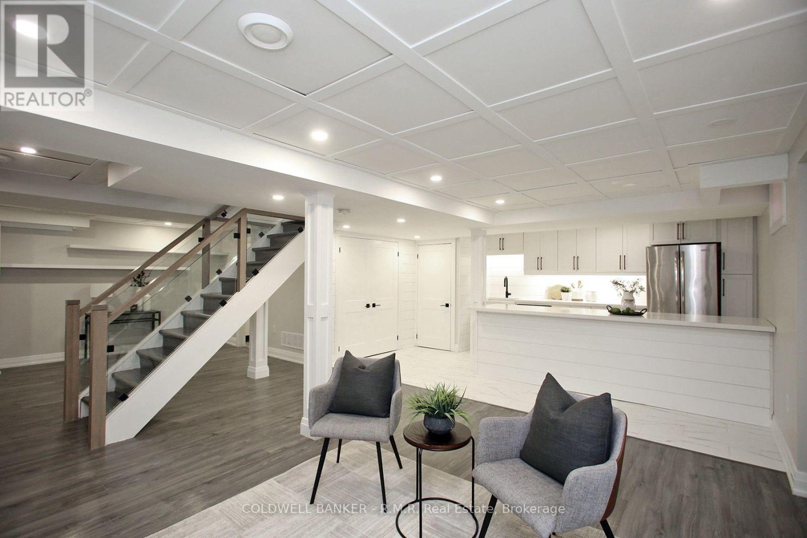 75 ROLLING ACRES DRIVE - Image 32
