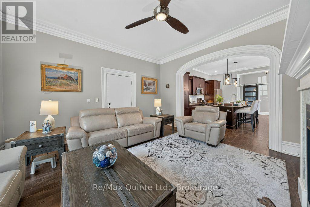 221 ALBERT STREET - 14