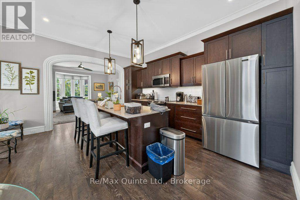 221 ALBERT STREET - 8