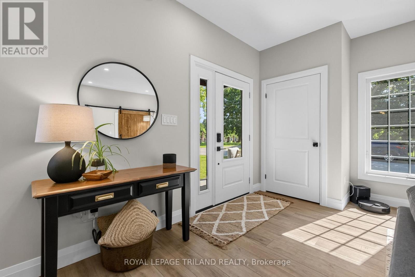 4397 MILL CRESCENT - Image 31