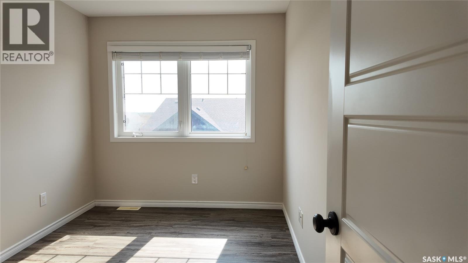 #572 150 Langlois WAY - Image 16