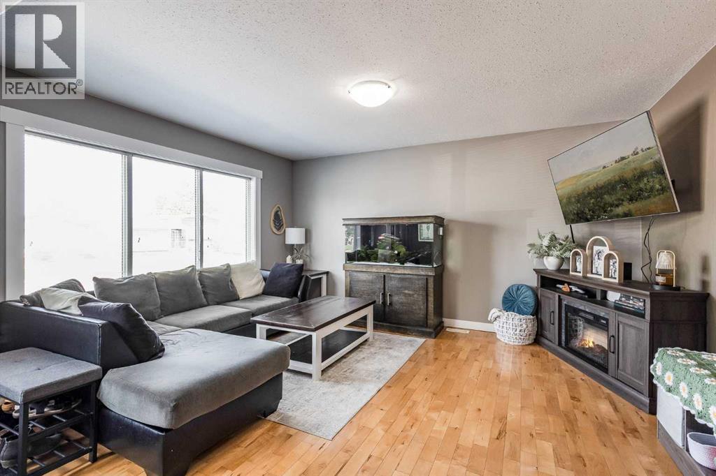 613 1 Street SE - Image 8