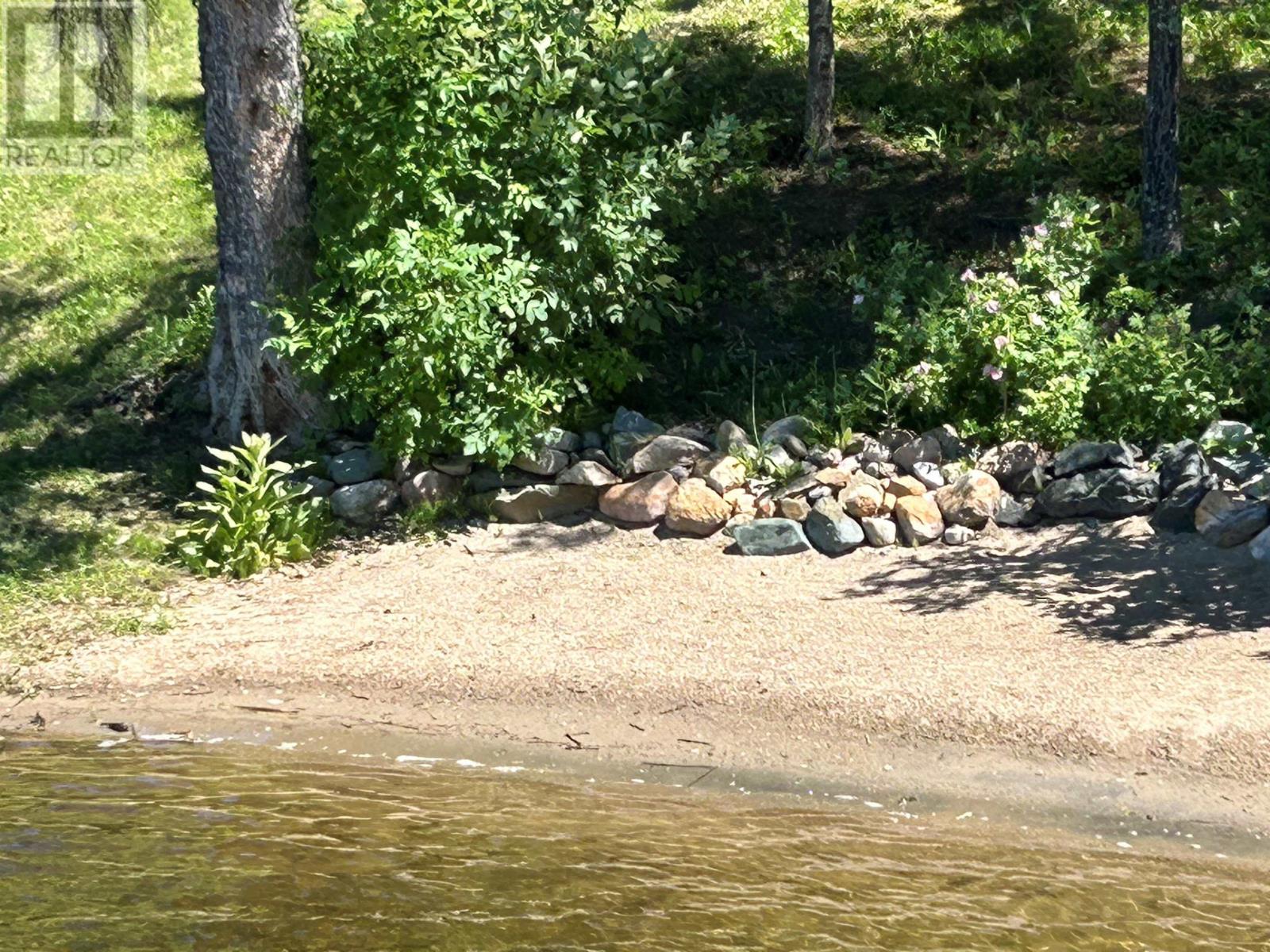 Pipestone Peninsula, Moore Bay Castle - Lake of the Woods - Image 11