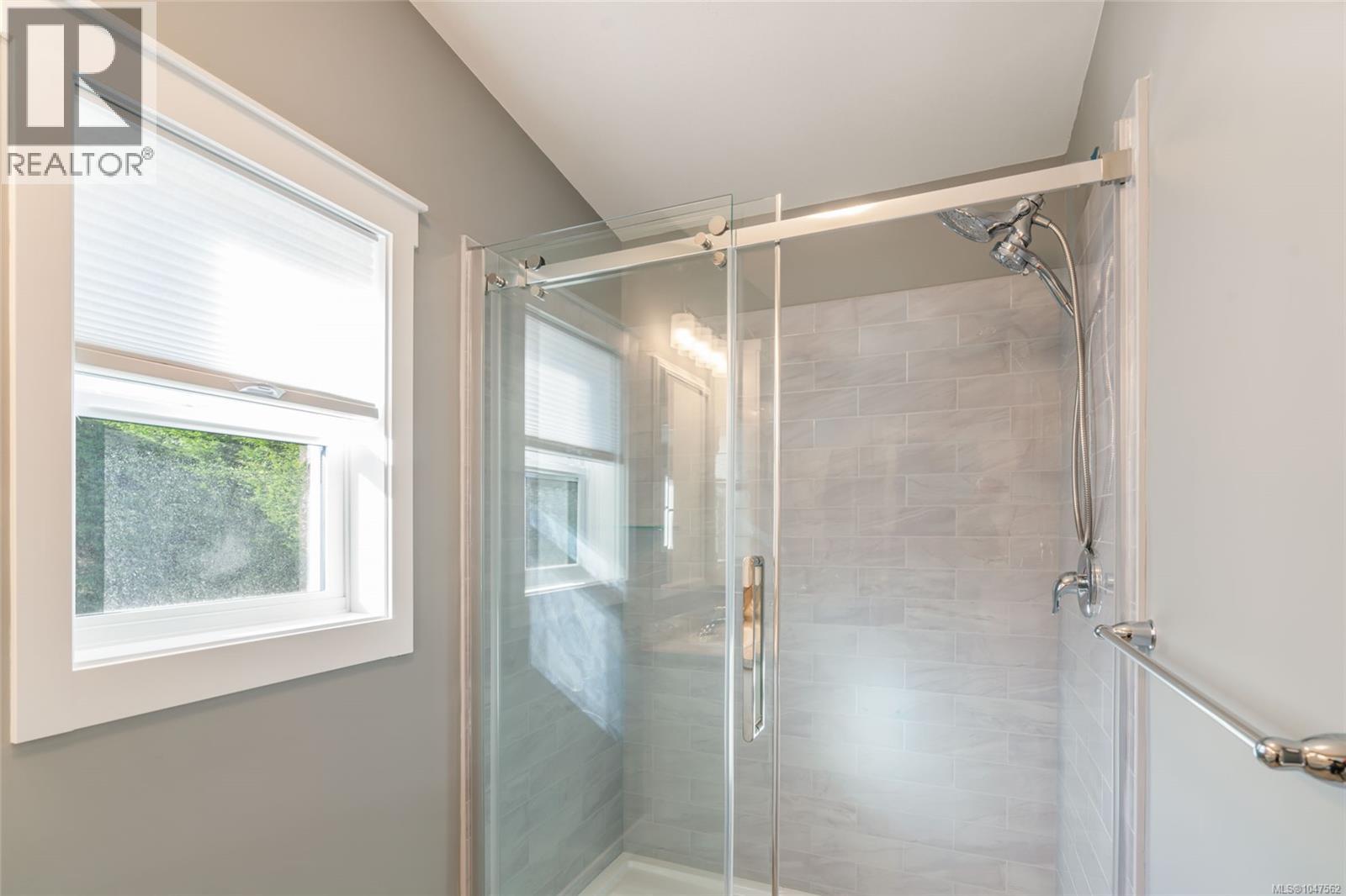 138 6325 Metral Dr, Nanaimo