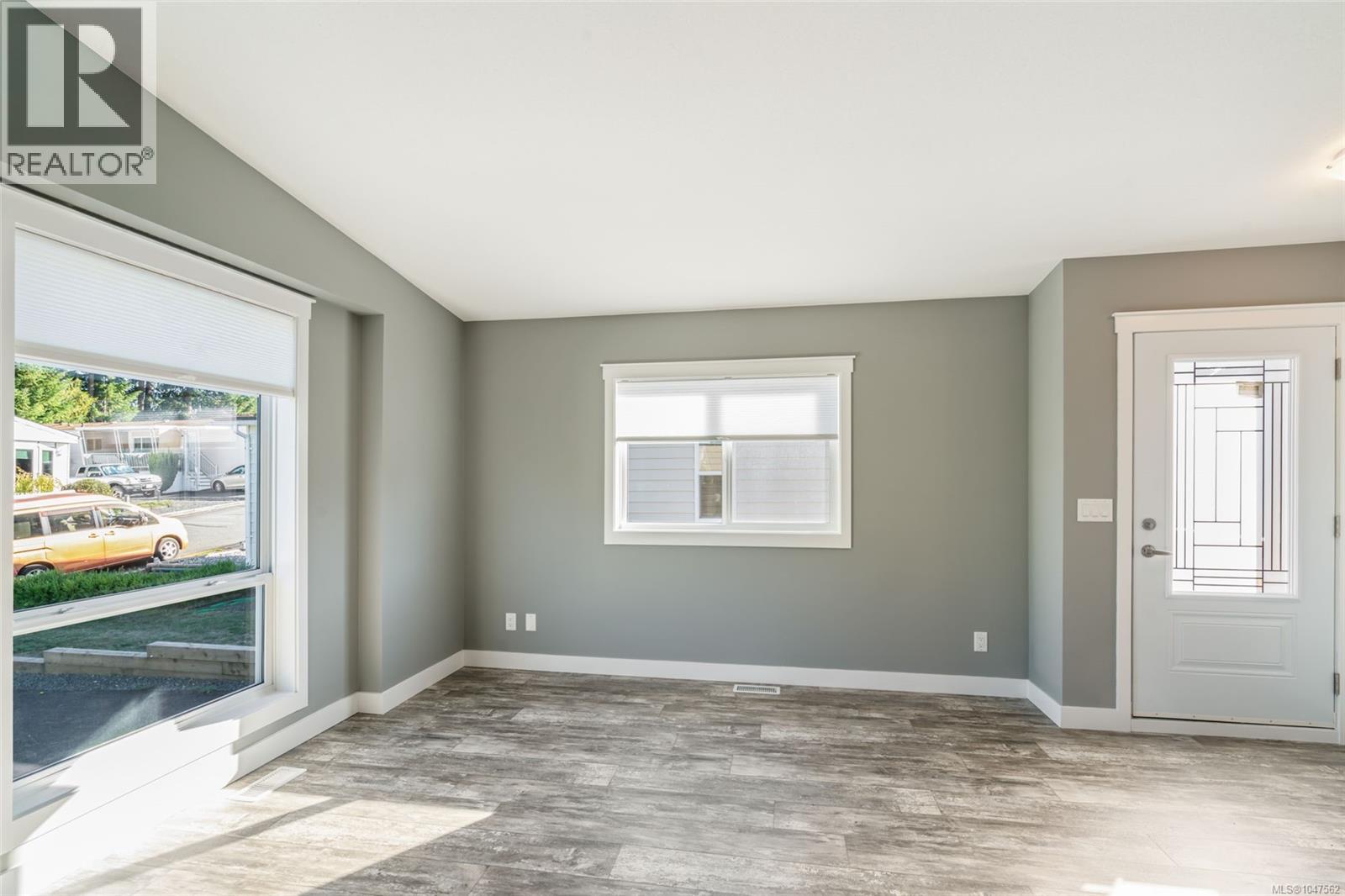 138 6325 Metral Dr, Nanaimo