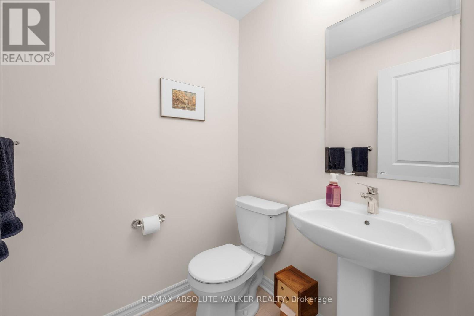 2381 GOLDHAWK DRIVE - Image 18