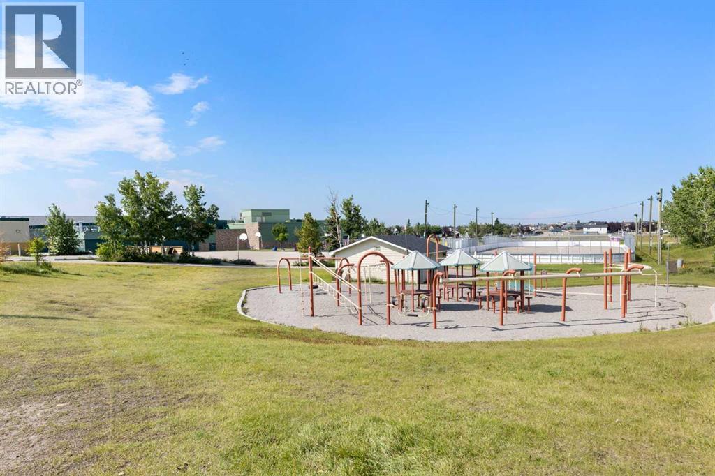 90 Martinridge Crescent NE - 38