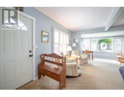 692 Lakeshore Road, Fort Erie, ON L2A1C1 Photo 10