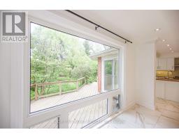 89 Yonge Boulevard, Toronto, ON M5M3G8 Photo 12