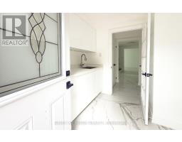 89 Yonge Boulevard, Toronto, ON M5M3G8 Photo 16