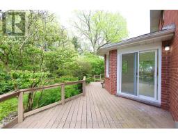 89 Yonge Boulevard, Toronto, ON M5M3G8 Photo 19