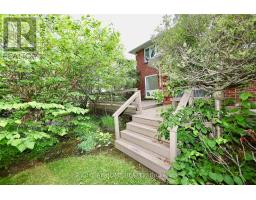 89 Yonge Boulevard, Toronto, ON M5M3G8 Photo 22