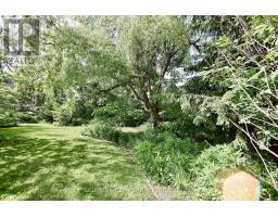 89 Yonge Boulevard, Toronto, ON M5M3G8 Photo 26