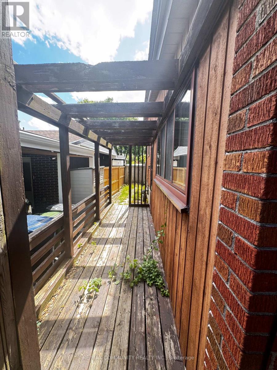 36 BENPRICE COURT - 5