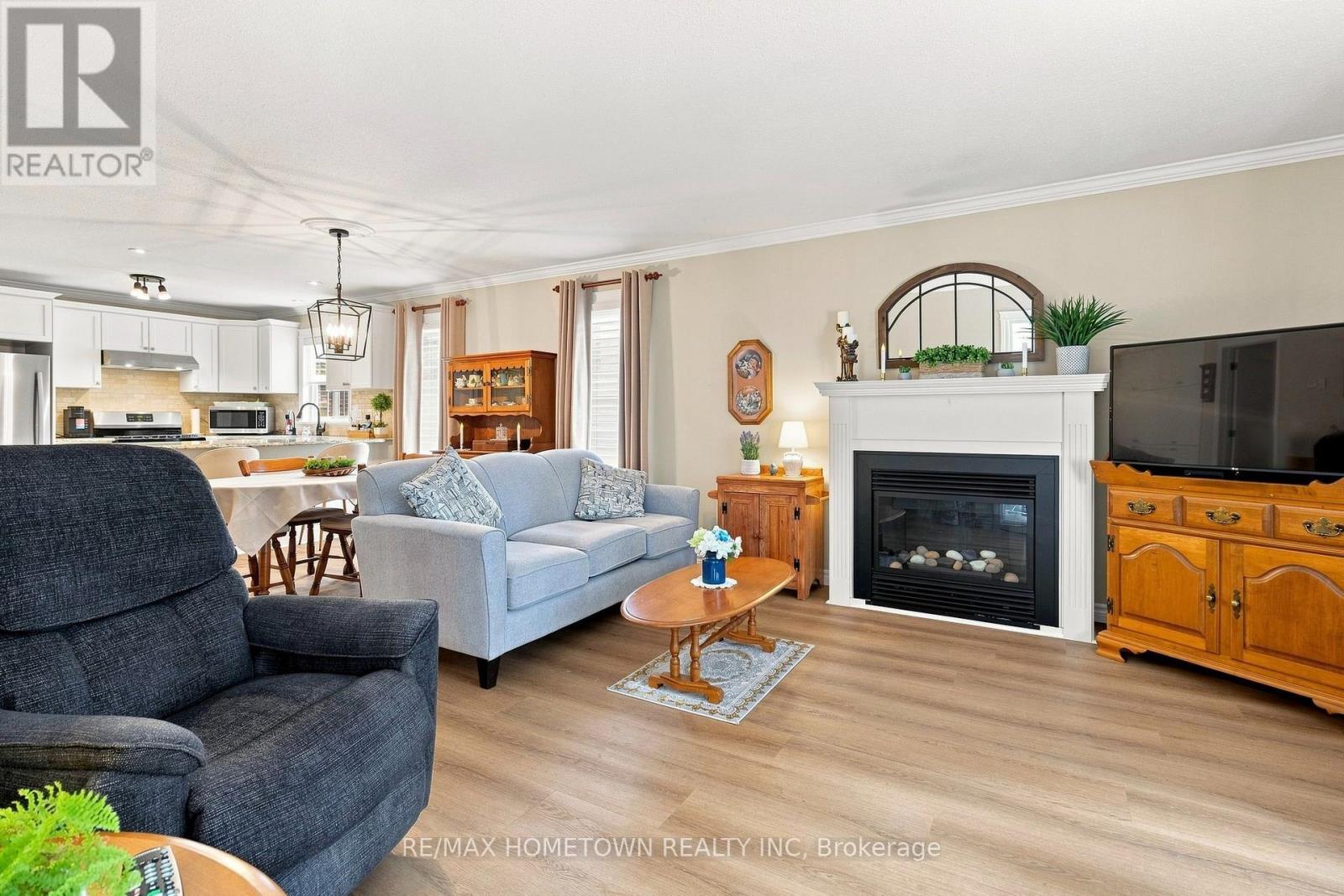 141 STEACY GARDENS - Image 23