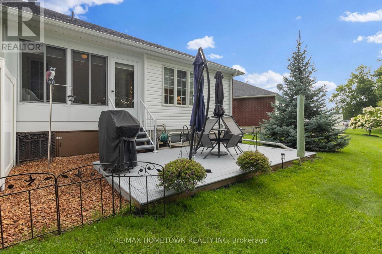 141 STEACY GARDENS - Image 4