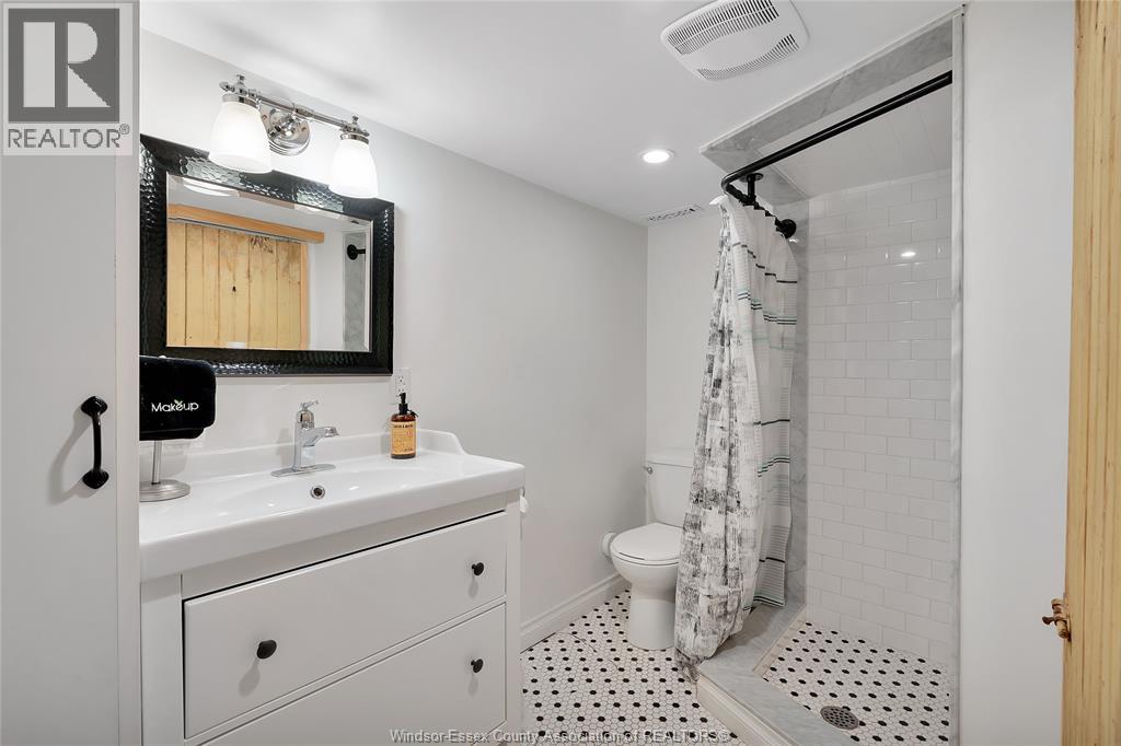 1226 Windermere ROAD - 24
