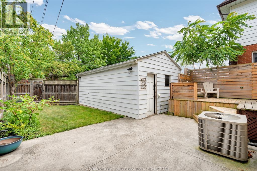 1226 Windermere ROAD - 28