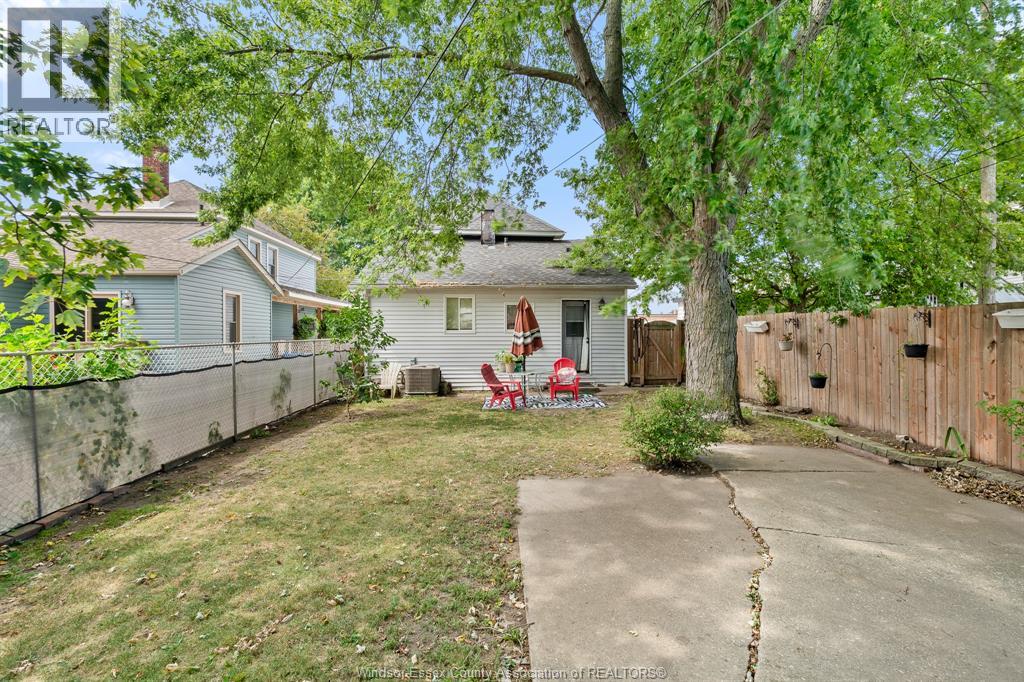 261 Bathurst STREET - Image 28