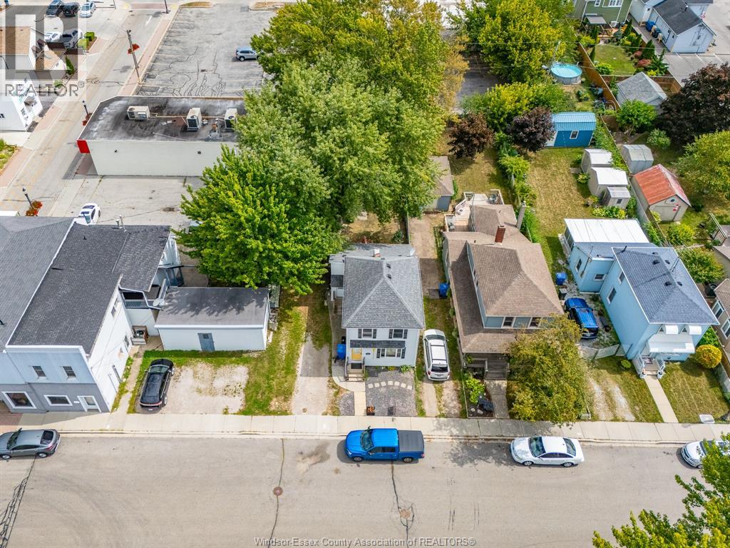 261 Bathurst STREET - Image 34