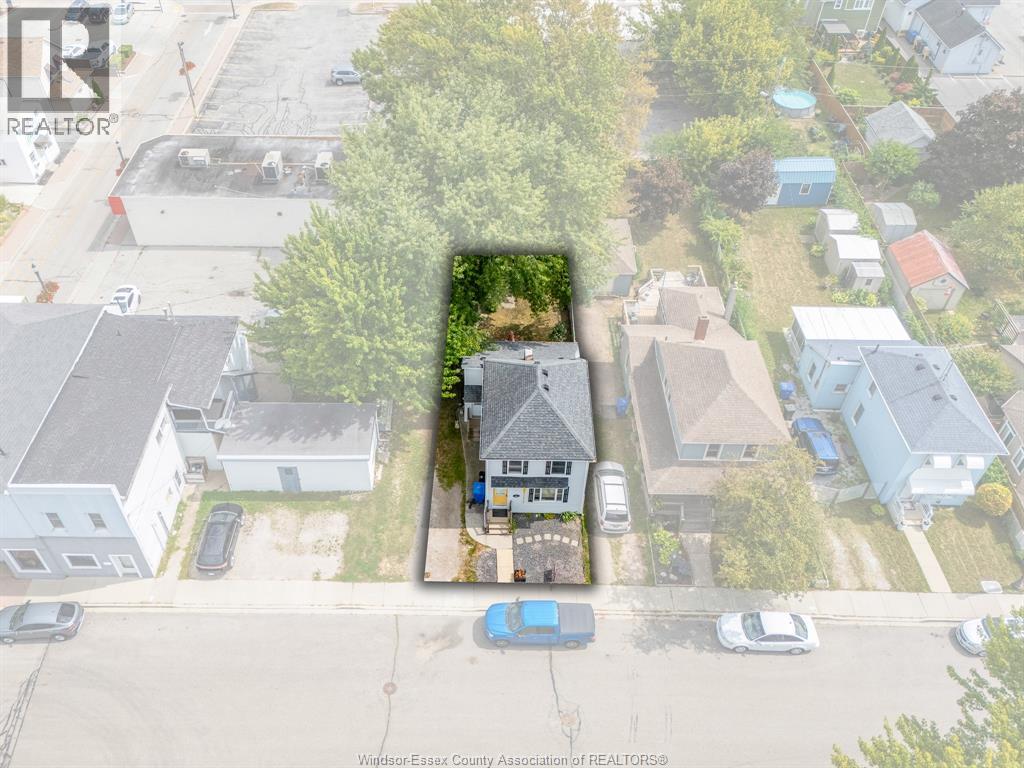 261 Bathurst STREET - Image 35