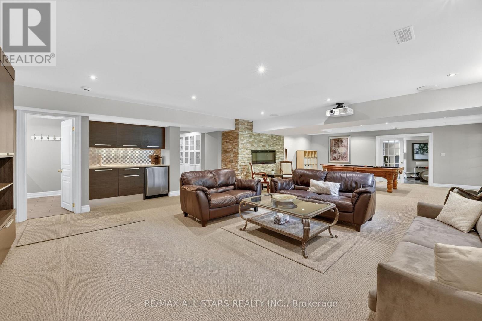 3 BRIDGEWATER DRIVE - Image 44