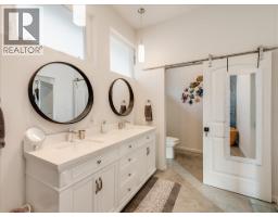 941 Redstone Drive, Rossland, BC V0G1Y0 Photo 34