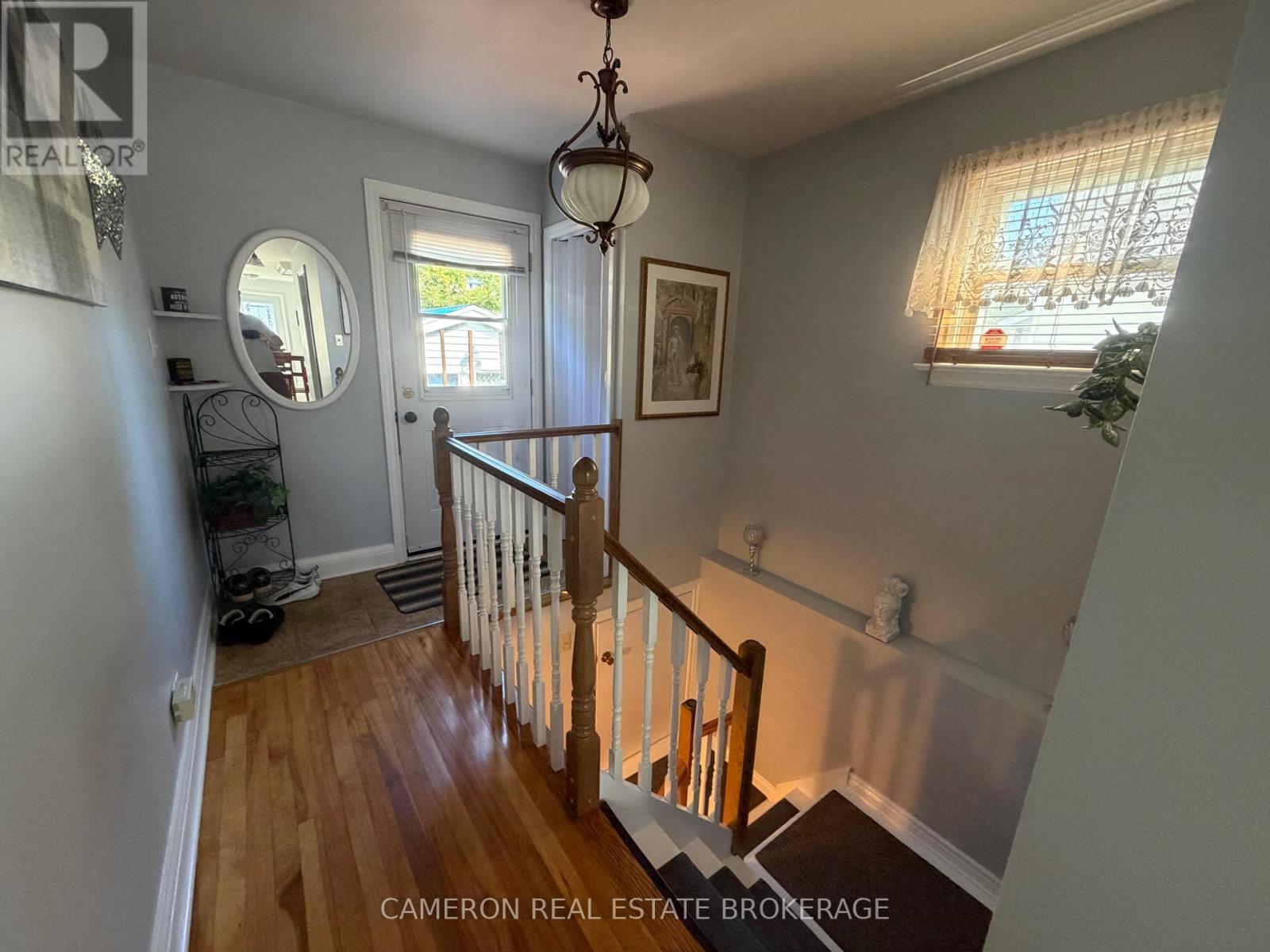 337 FIFTH ST EAST STREET E - Image 12