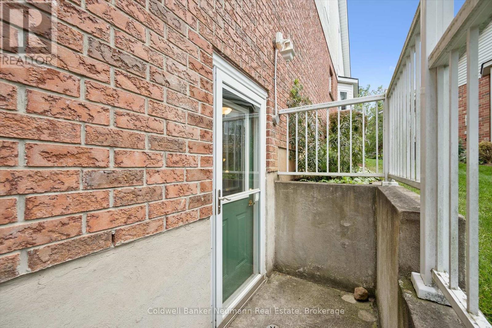 17 SOMERSET GLEN - Image 24